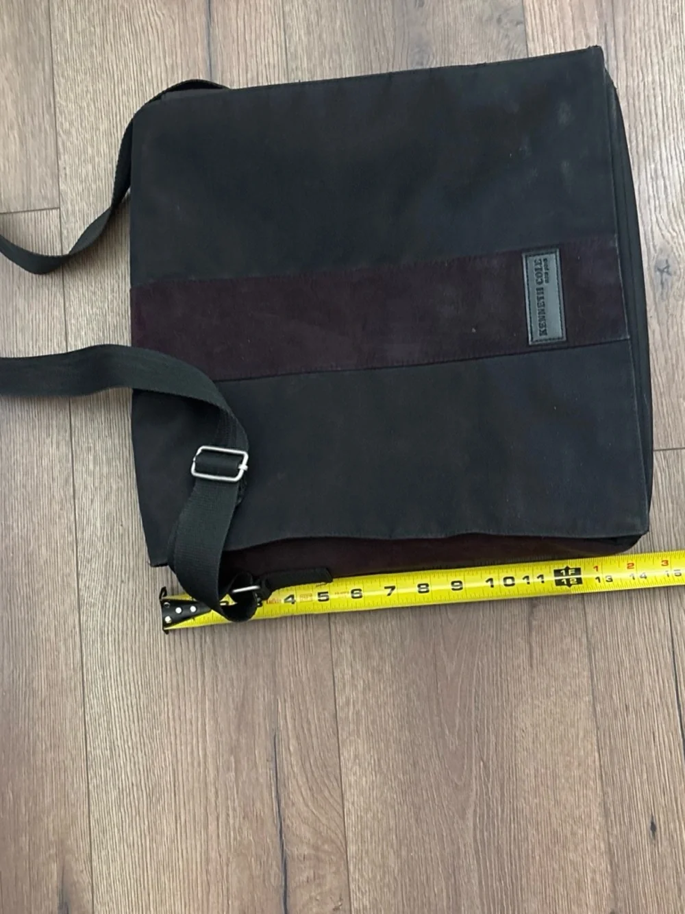 Kenneth Cole kenneth cole